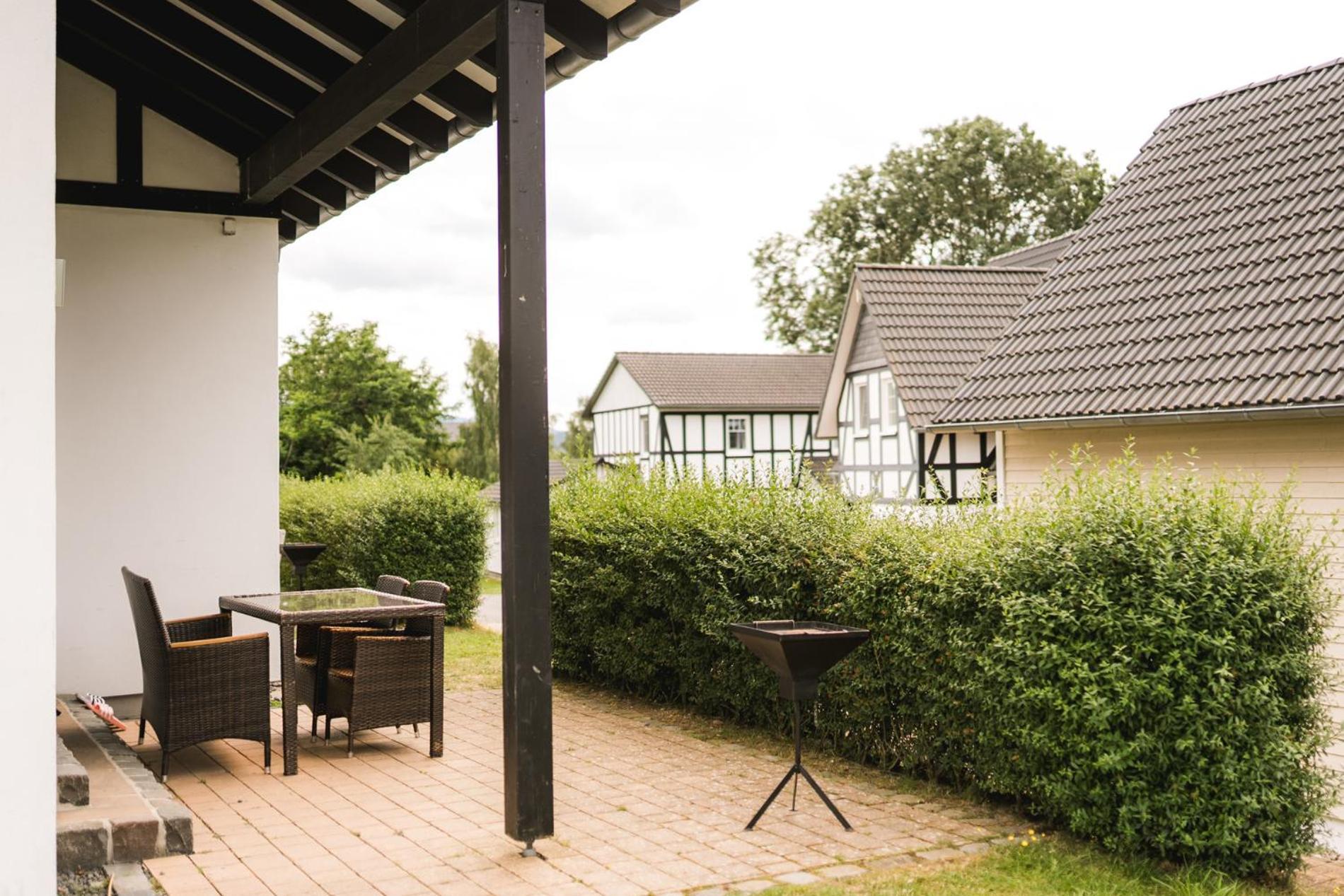 Villa Hof Koehne - Haus An Der Weide Rechts à Schmallenberg Extérieur photo